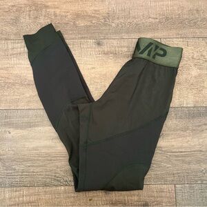 MP gym leggings